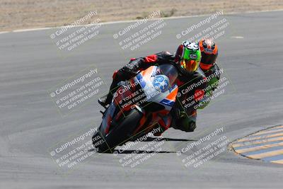 media/Apr-09-2023-SoCal Trackdays (Sun) [[333f347954]]/Turn 10 (115pm)/